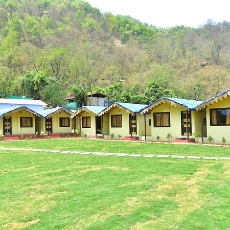 Garud Chatti River Resort Rishīkesh Exterior foto