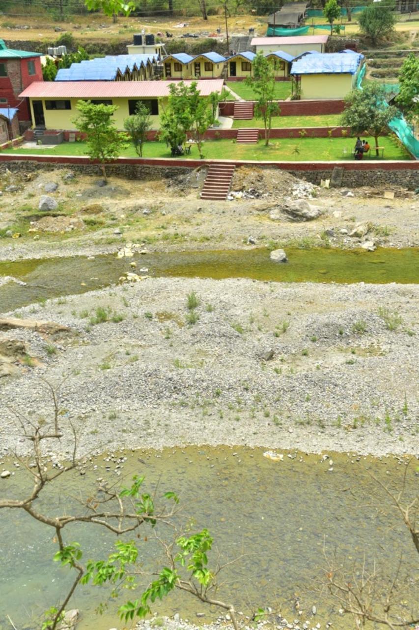 Garud Chatti River Resort Rishīkesh Exterior foto