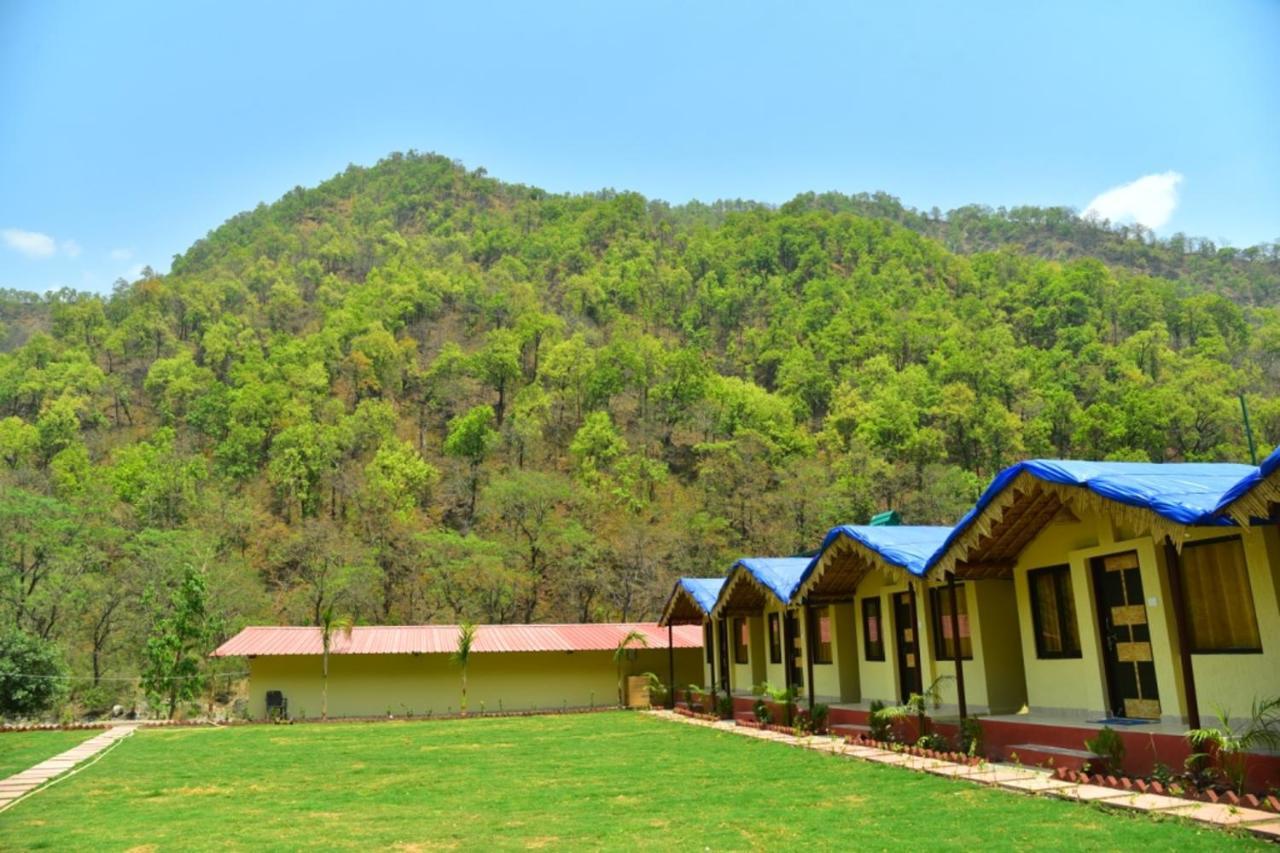 Garud Chatti River Resort Rishīkesh Exterior foto
