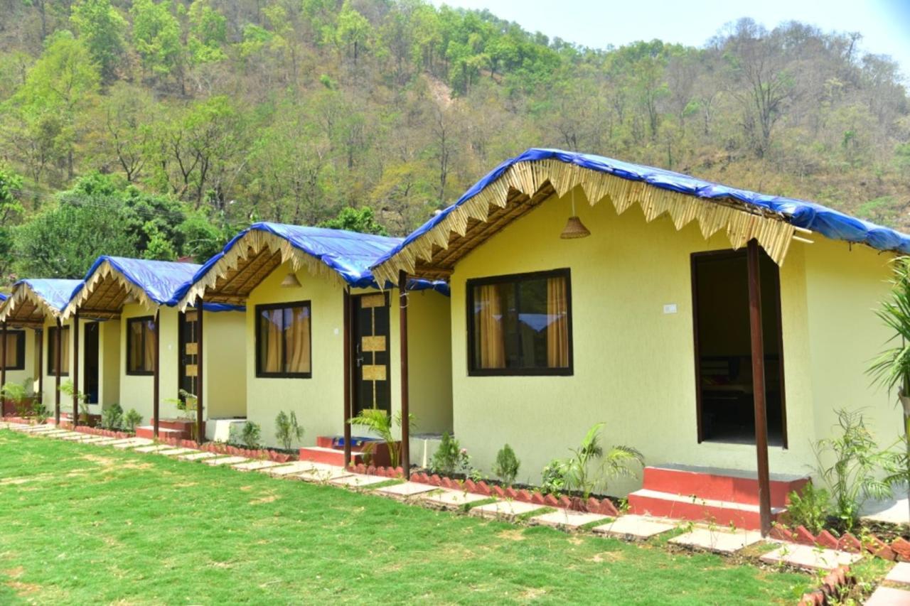 Garud Chatti River Resort Rishīkesh Exterior foto